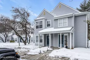 401 Hampton Ct, Manalapan Township, NJ 07726 - Photo 27