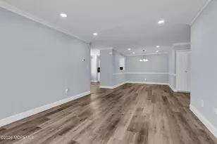 401 Hampton Ct, Manalapan Township, NJ 07726 - Photo 13