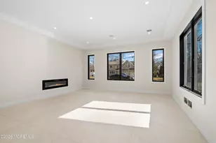 150 Ampere Ave, Oakhurst, NJ 07755 - Photo 9