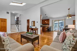 158 Cloverdale Cir, Tinton Falls, NJ 07724 - Photo 11