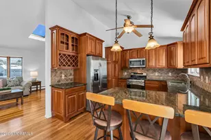 158 Cloverdale Cir, Tinton Falls, NJ 07724 - Photo 19