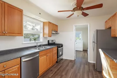 501 Burnside Street, Toms River Township, NJ 08757 - Photo 11