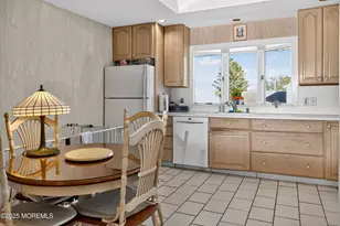 20 Galway Dr, Hazlet Township, NJ 07730 - Photo 5