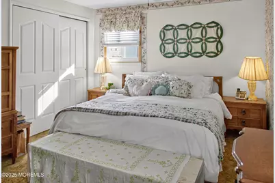 20 Galway Drive, Hazlet Township, NJ 07730 - Photo 9