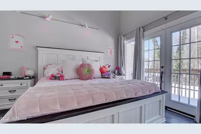 274 N Bath Avenue #8, Long Branch, NJ 07740 - Photo 13