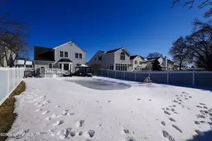 67 Essex Ave, Hazlet Township, NJ 07734 - Photo 27