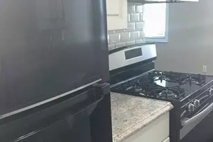 12 Manchester Ct, Freehold, NJ 07728 - Photo 9