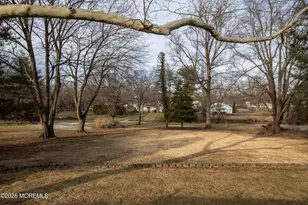 19 Meadow Dr, Tinton Falls, NJ 07724 - Photo 37