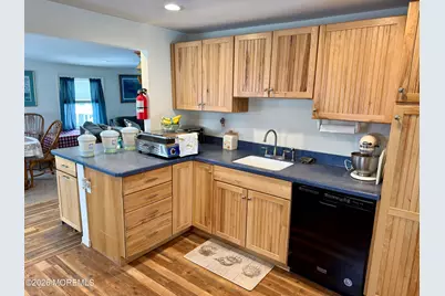 27 Robert Drive, Manahawkin, NJ 08050 - Photo 7