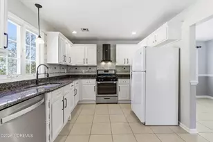 304 Pine St, North Middletown, NJ 07748 - Photo 17