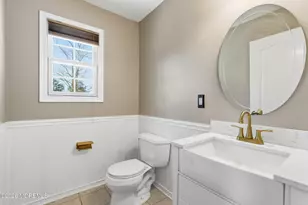 304 Pine St, North Middletown, NJ 07748 - Photo 7