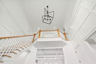 11 Beacon Hill Rd, Atlantic Highlands, NJ 07716 - Photo 7