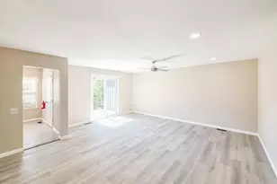 3D John Adams Ct, Monroe Township, NJ 08831 - Photo 3