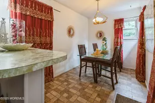 19 Ashwood Dr, Brick, NJ 08723 - Photo 9