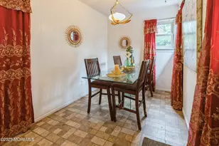 19 Ashwood Dr, Brick, NJ 08723 - Photo 7