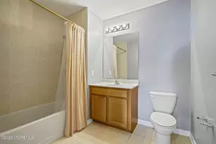 1228 Morning Glory Dr, Monroe Township, NJ 08831 - Photo 7