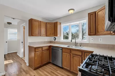 7 Klein Street, Oakhurst, NJ 07755 - Photo 7