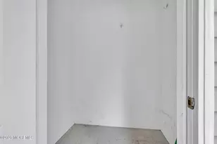 226 Mill Pond Wy, Eatontown, NJ 07724 - Photo 27