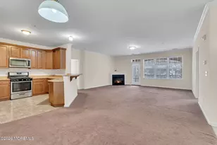 226 Mill Pond Wy, Eatontown, NJ 07724 - Photo 7