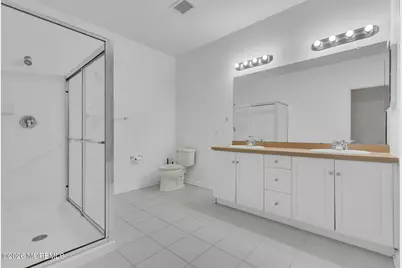 226 Mill Pond Way, Eatontown, NJ 07724 - Photo 17