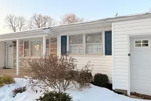 340 Suburban Dr, Toms River Township, NJ 08753 - Photo 3