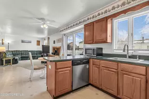 1536 Berkeley Ave, Beachwood, NJ 08722 - Photo 11