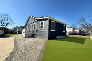 1208 Pine Tree Way, Belmar, NJ 07719 - Photo 1