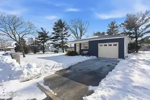 211 N Harrington Dr N, Toms River Township, NJ 08757 - Photo 3