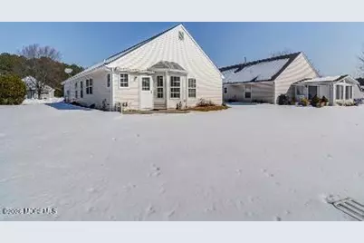 564 Waterford Drive, Manchester Township, NJ 08759 - Photo 5