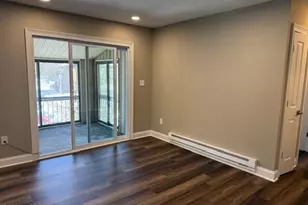 204 Covered Bridge Blvd, Manalapan Township, NJ 07726 - Photo 7