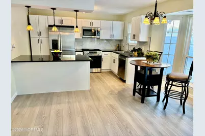 171 Daffodil Drive, Freehold, NJ 07728 - Photo 7