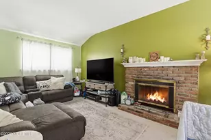 70 Oak Ridge Pkwy, Toms River Township, NJ 08755 - Photo 13