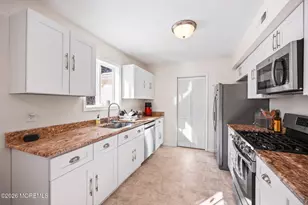 76 Tecumseh Trail, Browns Mills, NJ 08015 - Photo 9