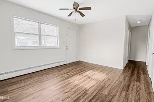 385 Delaware Dr, Brick, NJ 08723 - Photo 5