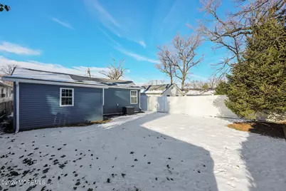 66 Pacific Boulevard, Keyport, NJ 07735 - Photo 17