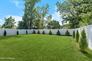 8 Woodrow St, Oakhurst, NJ 07755 - Photo 5