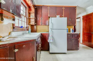 432 W Park Ave, Oakhurst, NJ 07755 - Photo 15