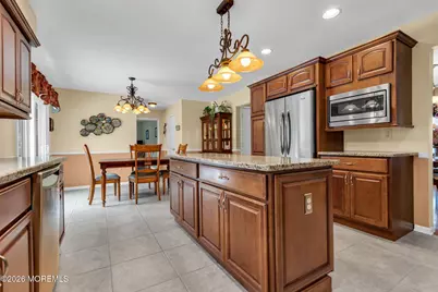 15 E Scarlet Oak Court, Jackson, NJ 08527 - Photo 19