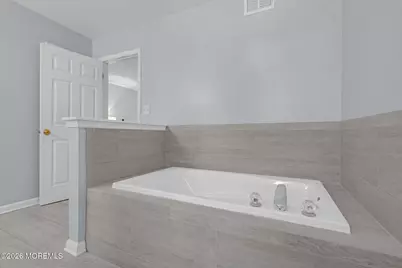 15 E Scarlet Oak Court, Jackson, NJ 08527 - Photo 43