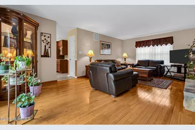 15 E Scarlet Oak Court, Jackson, NJ 08527 - Photo 29