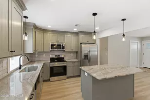 10 Woodbury Ct, Toms River Township, NJ 08757 - Photo 3