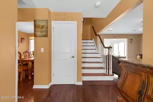 237 Rodman Ct, Eatontown, NJ 07724 - Photo 3