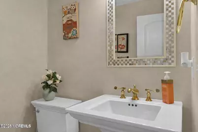 237 Rodman Court, Eatontown, NJ 07724 - Photo 15