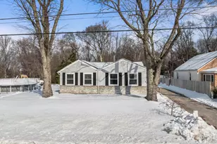 83 Chesterfield Jacobstown Rd, Wrightstown, NJ 08562 - Photo 5