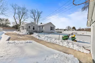 83 Chesterfield Jacobstown Rd, Wrightstown, NJ 08562 - Photo 31