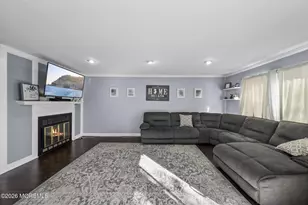 155 Penn Ct, Old Bridge Township, NJ 08857 - Photo 9