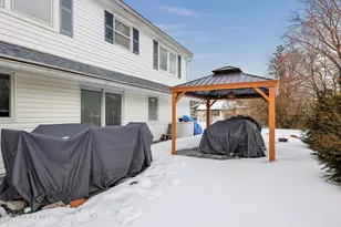 46 Winchester Dr, Freehold, NJ 07728 - Photo 35