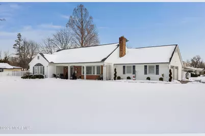 46 Winchester Drive, Freehold, NJ 07728 - Photo 3