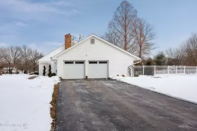 46 Winchester Drive, Freehold, NJ 07728 - Photo 5