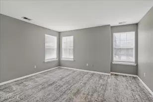 33 Jockey Ln, Tinton Falls, NJ 07753 - Photo 19